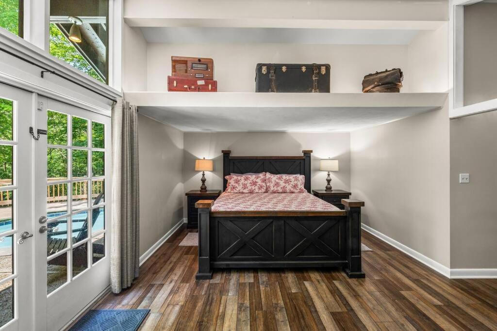 גטלינבורג Bourbon Hollow Lodge With Hot Tub And Pool Plus Game Room Only 5 Min To Downtown מראה חיצוני תמונה