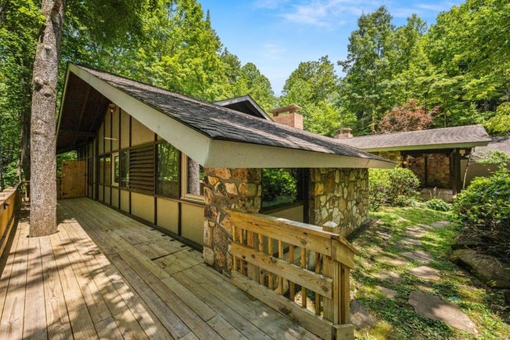 גטלינבורג Bourbon Hollow Lodge With Hot Tub And Pool Plus Game Room Only 5 Min To Downtown מראה חיצוני תמונה